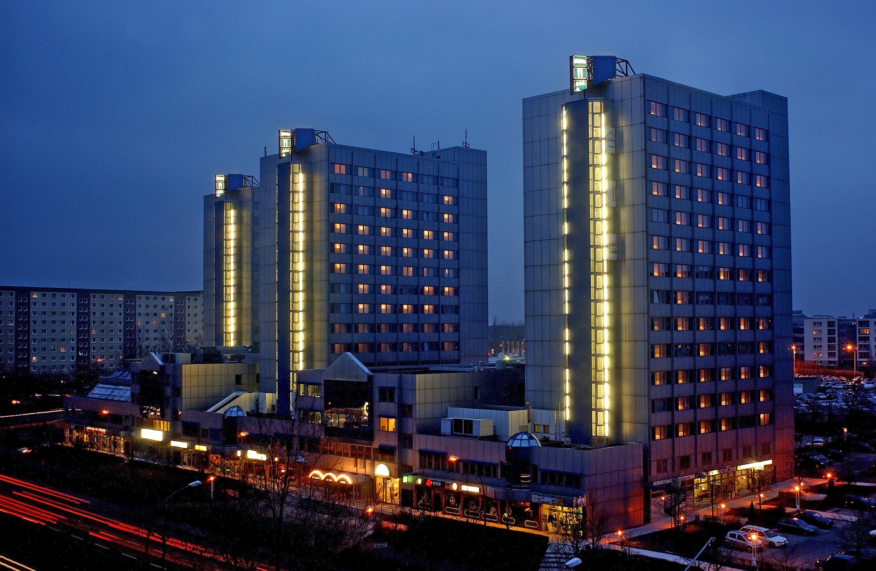 City Hotel Berlin East Exterior photo