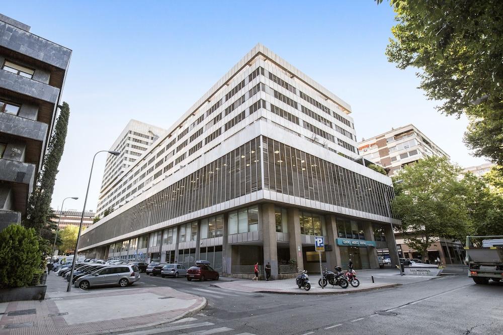 Pierre & Vacances Apartamentos Edificio Eurobuilding 2 Madrid Exterior photo