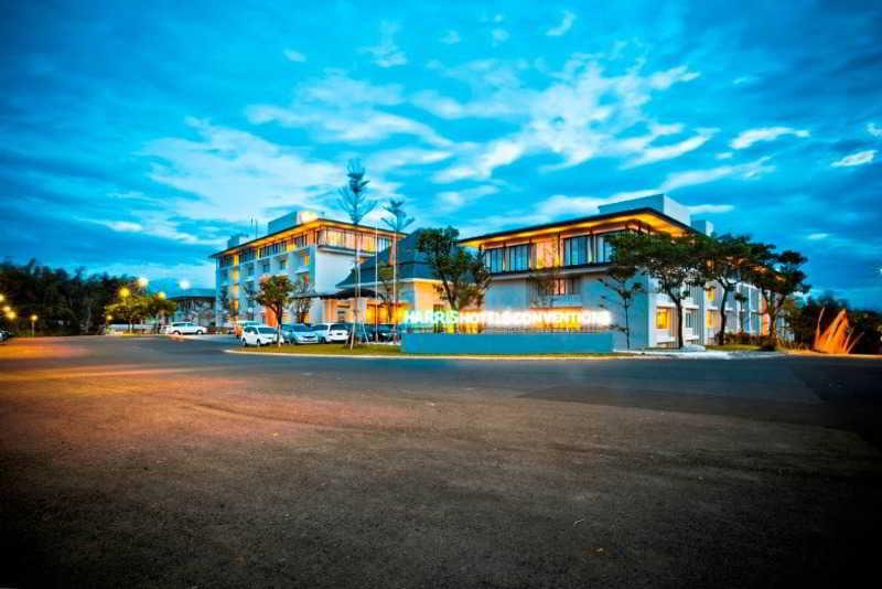 Harris Hotel & Conventions Malang Exterior photo