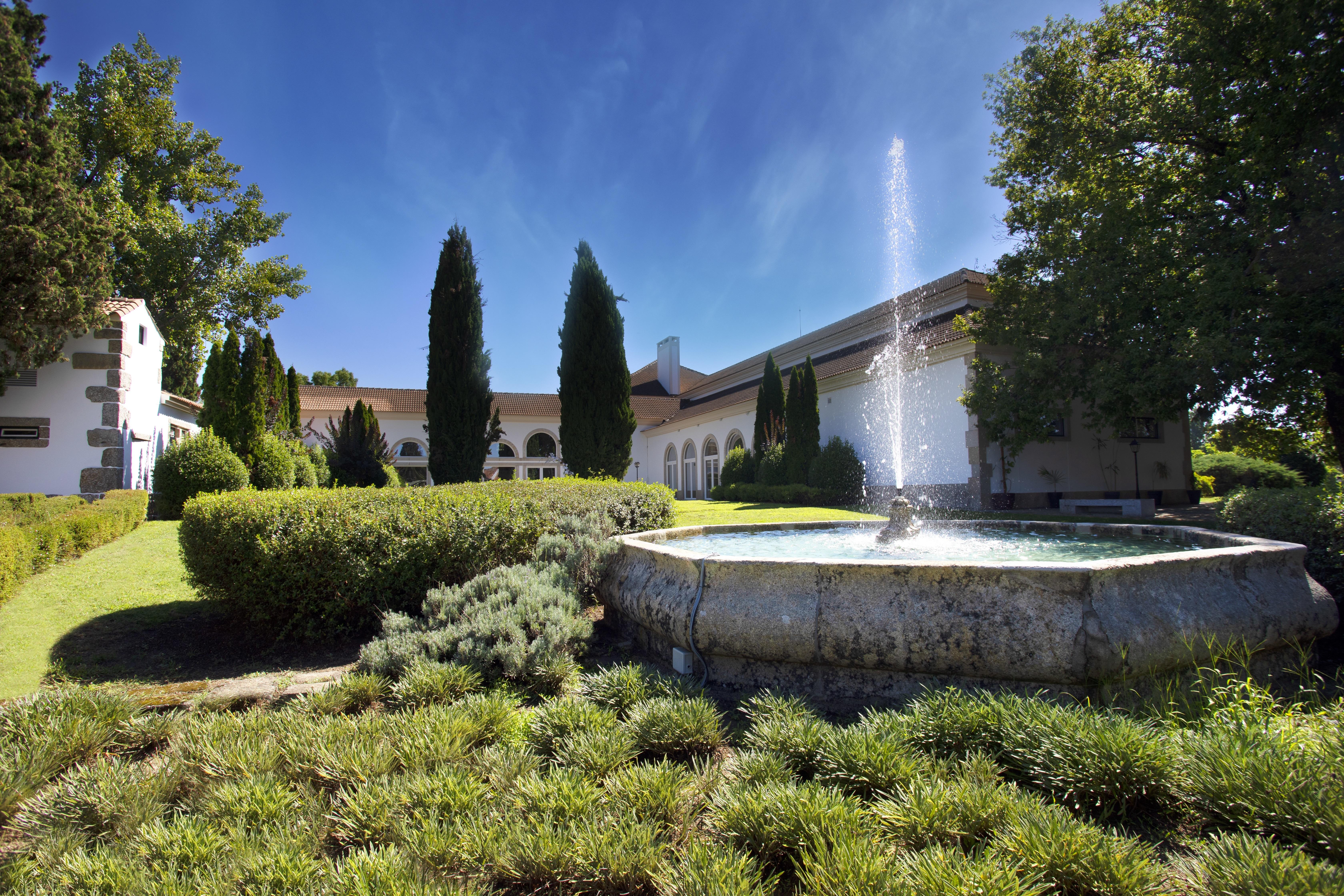 Montebelo Principe Perfeito Viseu Garden Hotel Exterior photo