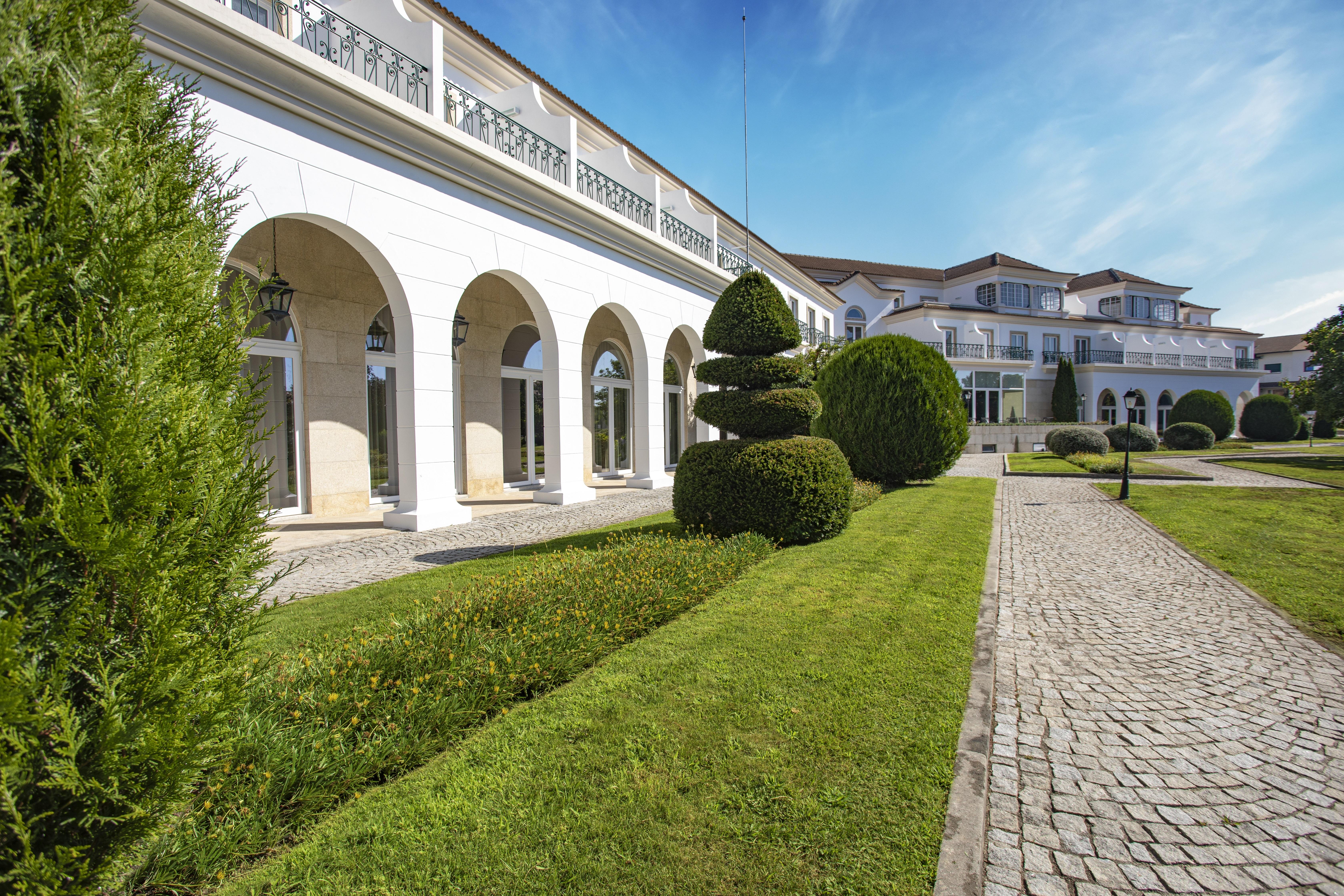 Montebelo Principe Perfeito Viseu Garden Hotel Exterior photo