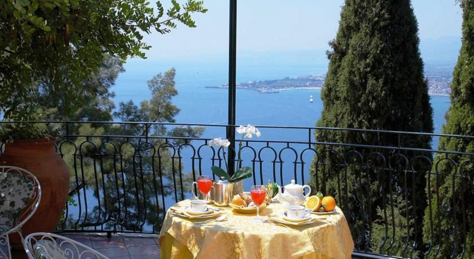 Hotel Villa Diodoro Taormina Exterior photo