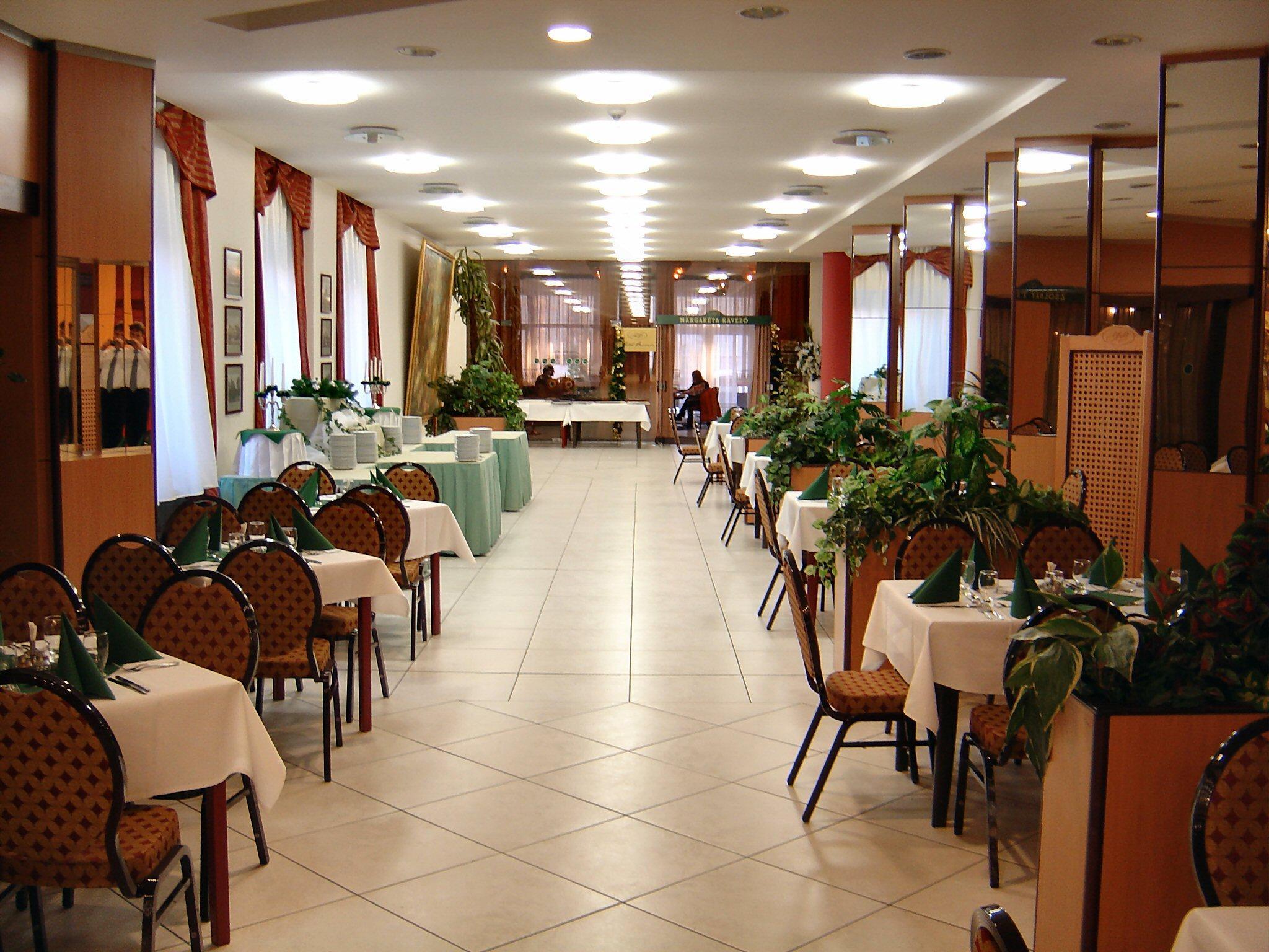 Benczur Hotel Budapest Restaurant photo