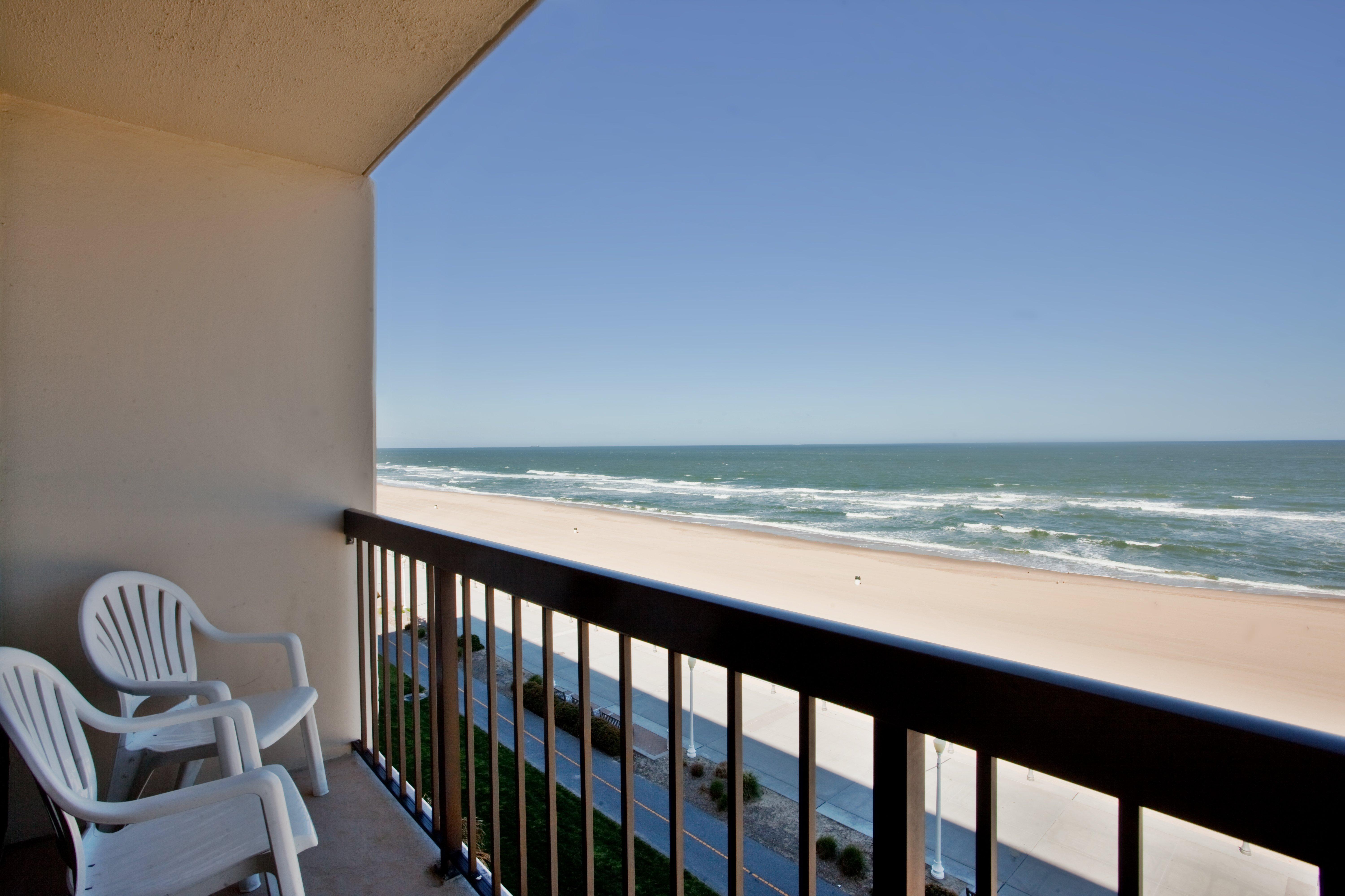 Holiday Inn Va Beach-Oceanside 21St St, An Ihg Hotel Virginia Beach Exterior photo