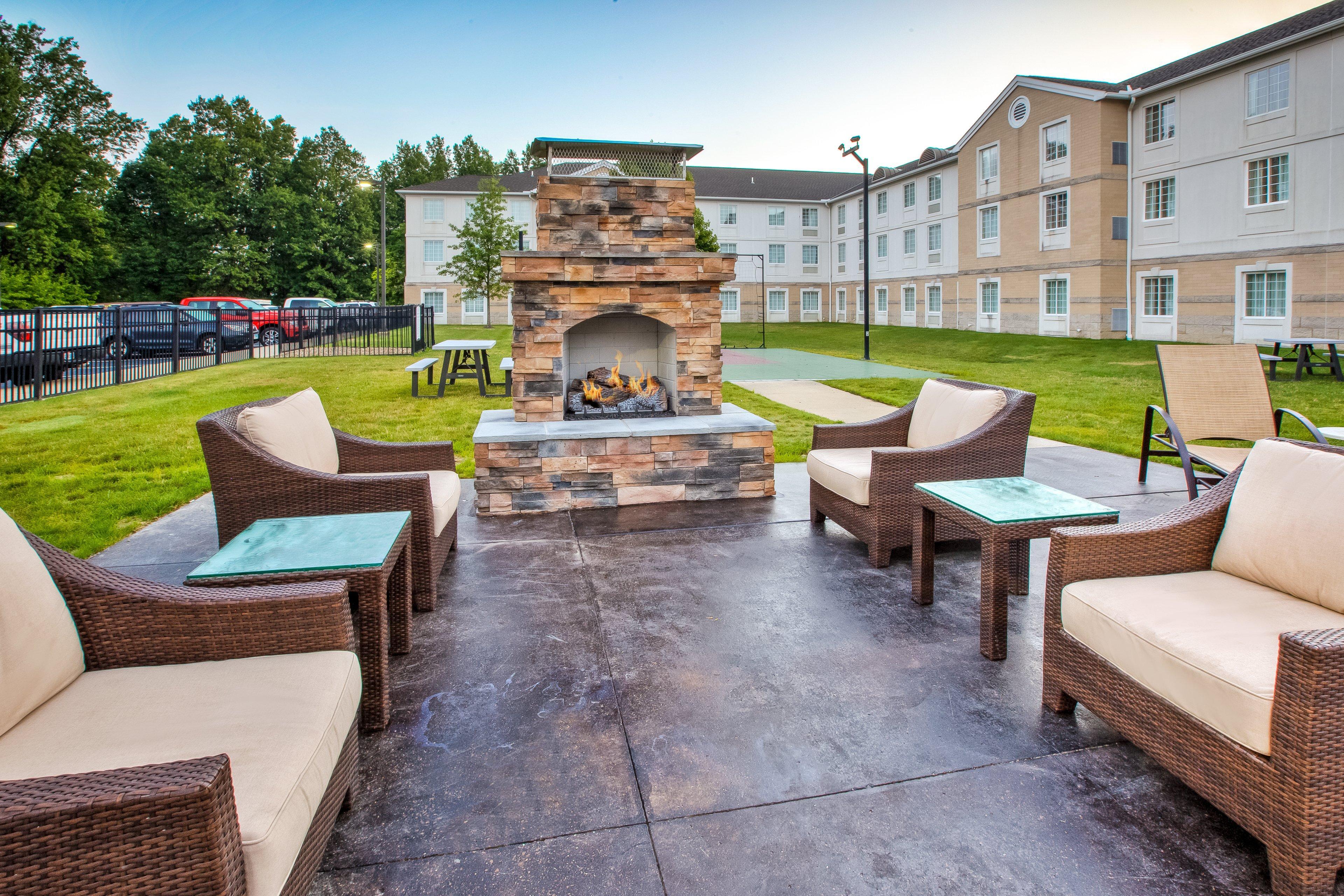 Staybridge Suites Cleveland Mayfield Heights Beachwood, An Ihg Hotel Exterior photo