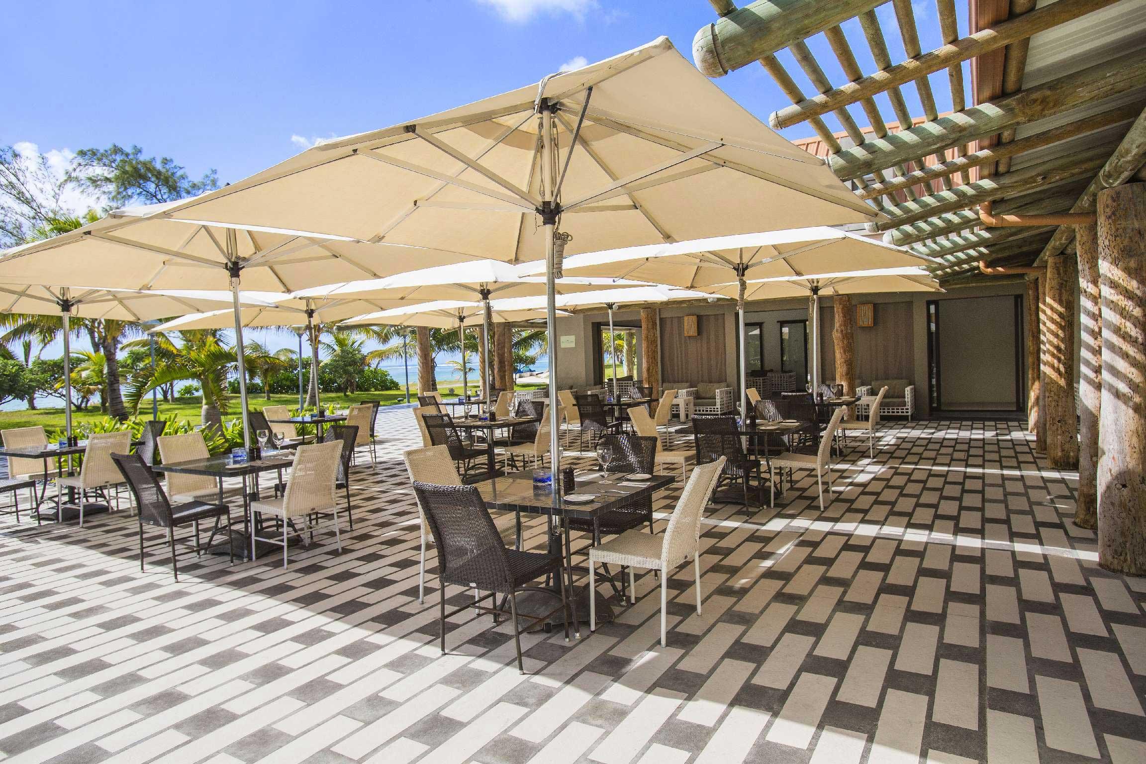 Maritim Crystals Beach Hotel Mauritius Exterior photo