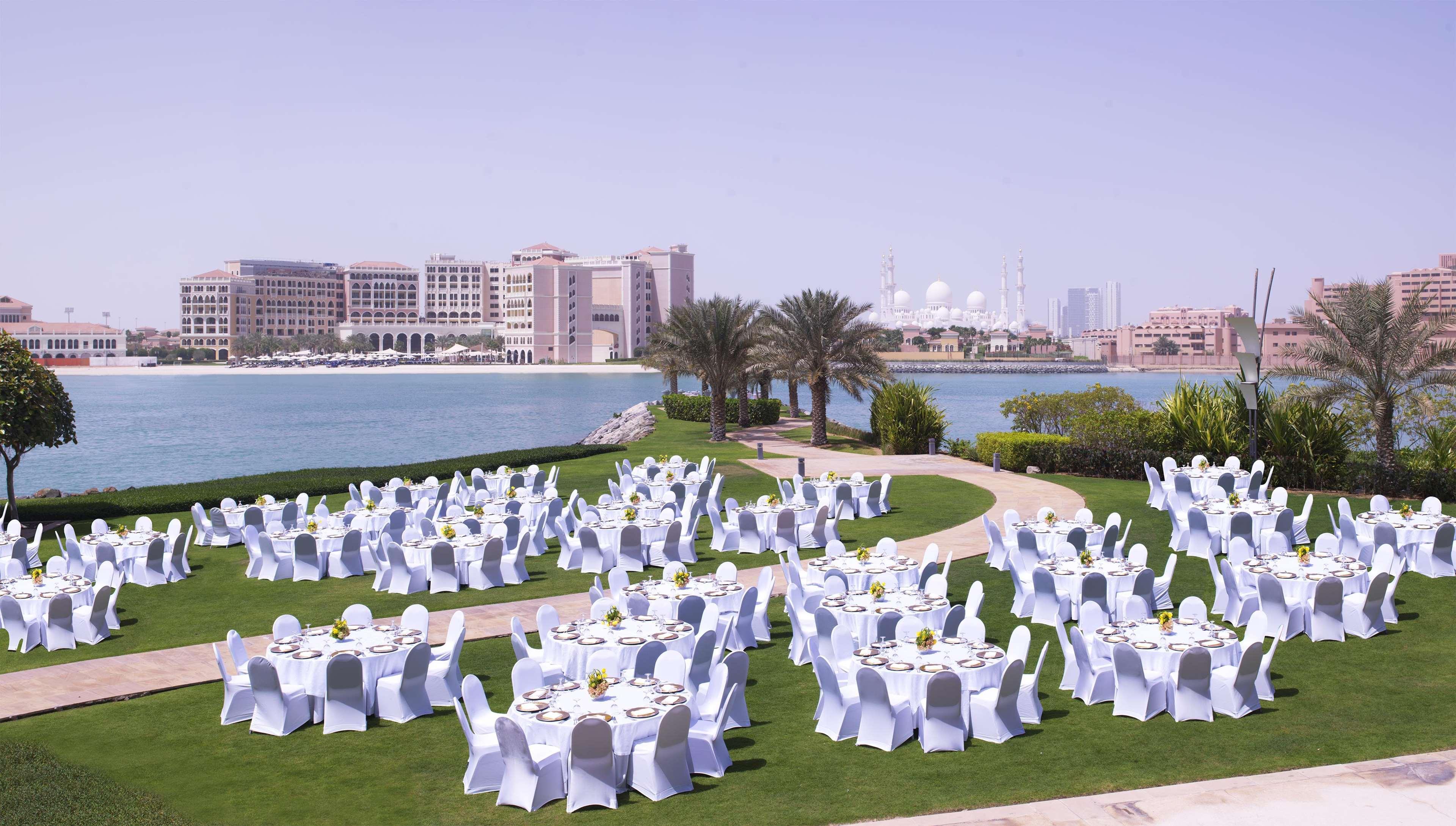 Fairmont Bab Al Bahr Hotel Abu Dhabi Exterior photo