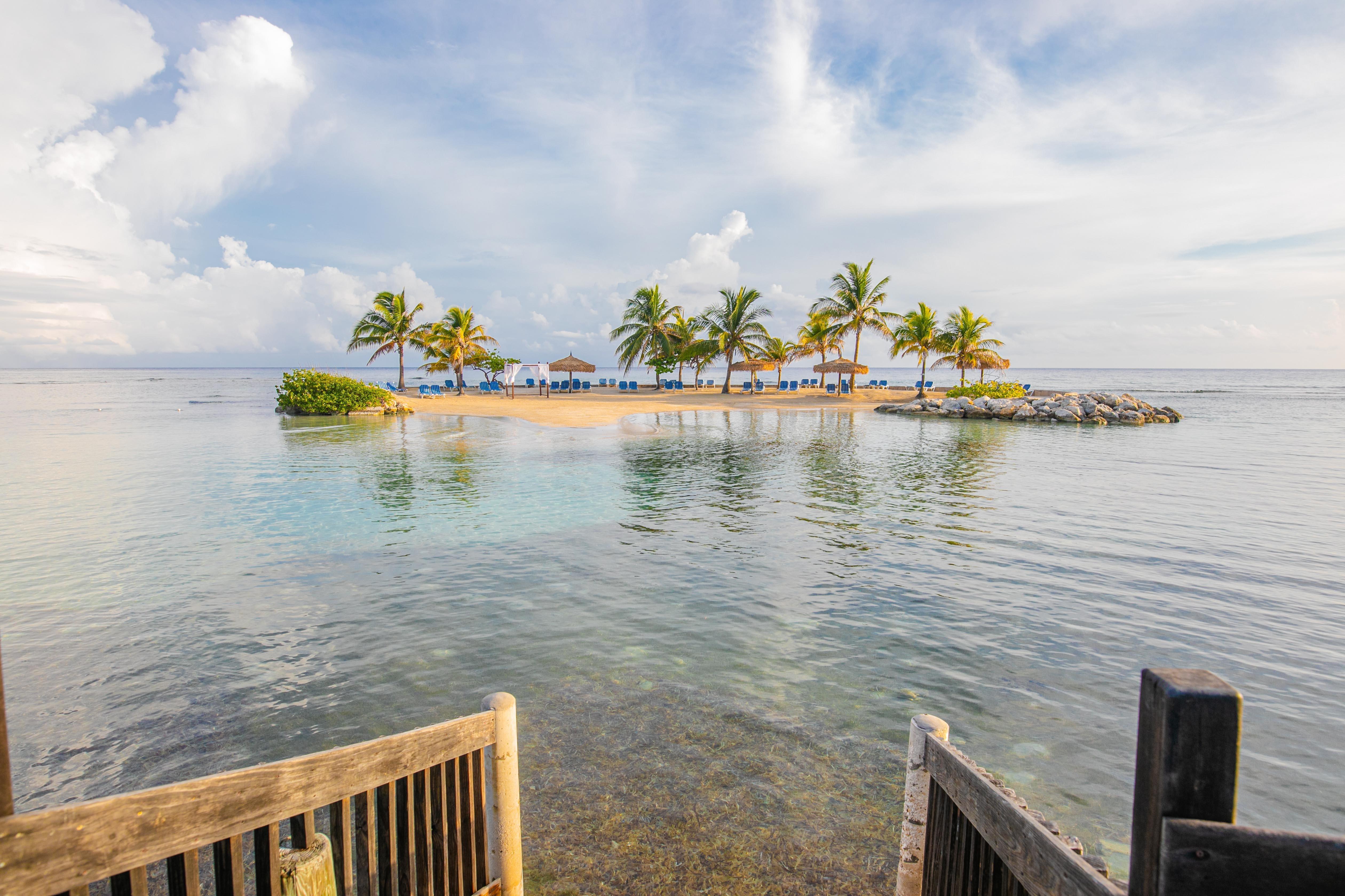 Holiday Inn Resort Montego Bay All-Inclusive, An Ihg Hotel Exterior photo