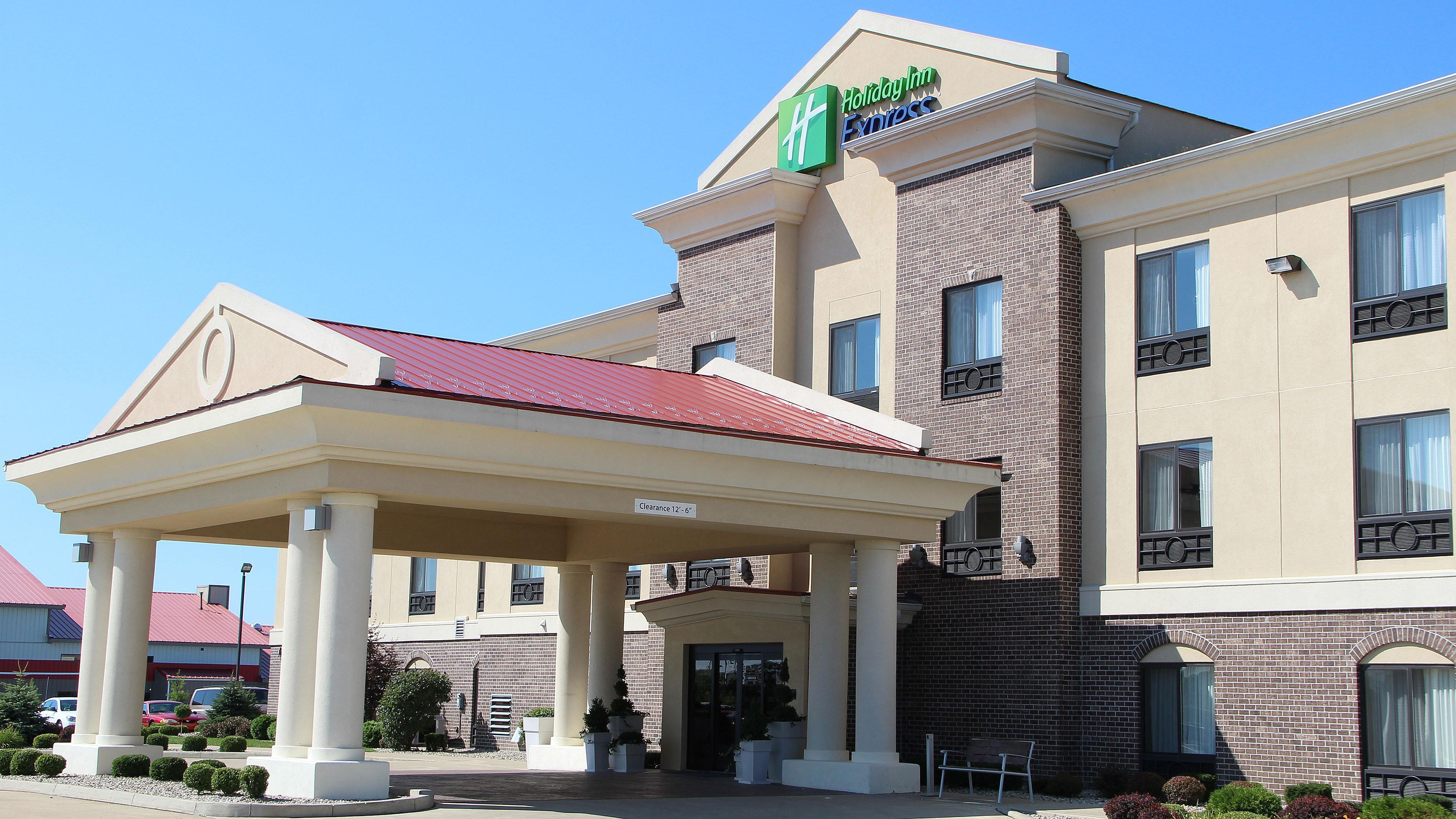Holiday Inn Express Hotel & Suites Shelbyville, An Ihg Hotel Exterior photo
