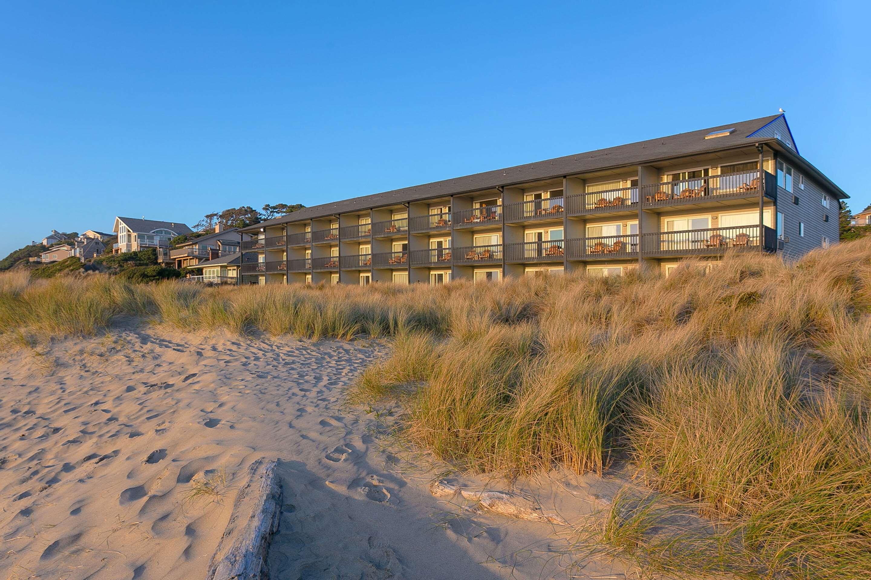 Lincoln Sands Oceanfront Resort, Ascend Hotel Collection Exterior photo