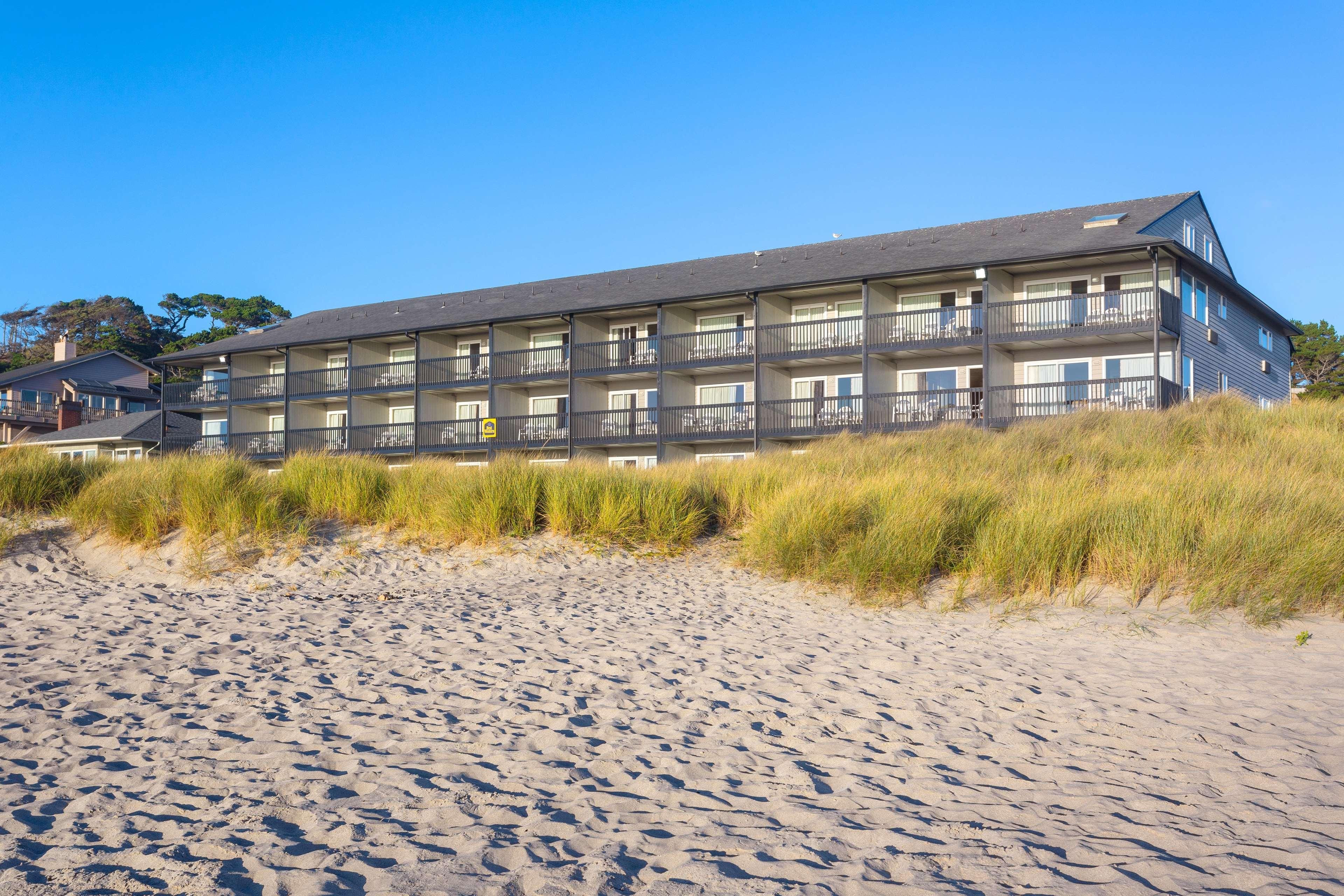 Lincoln Sands Oceanfront Resort, Ascend Hotel Collection Exterior photo