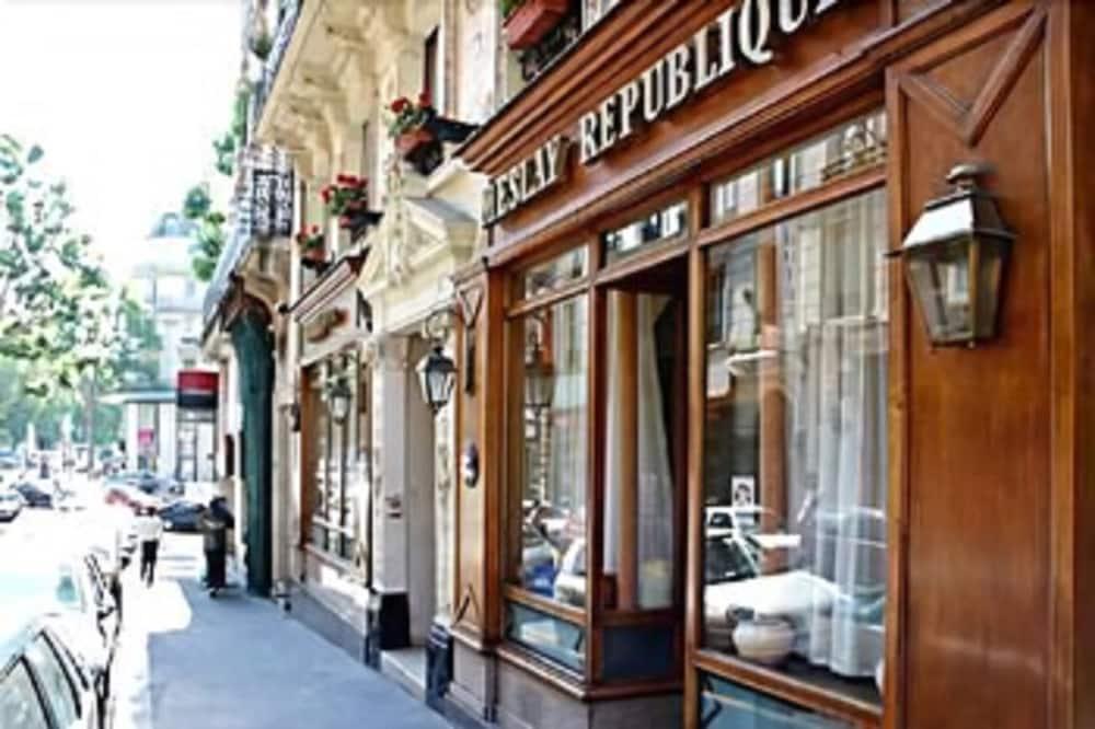 Hotel Meslay Republique Paris Exterior photo