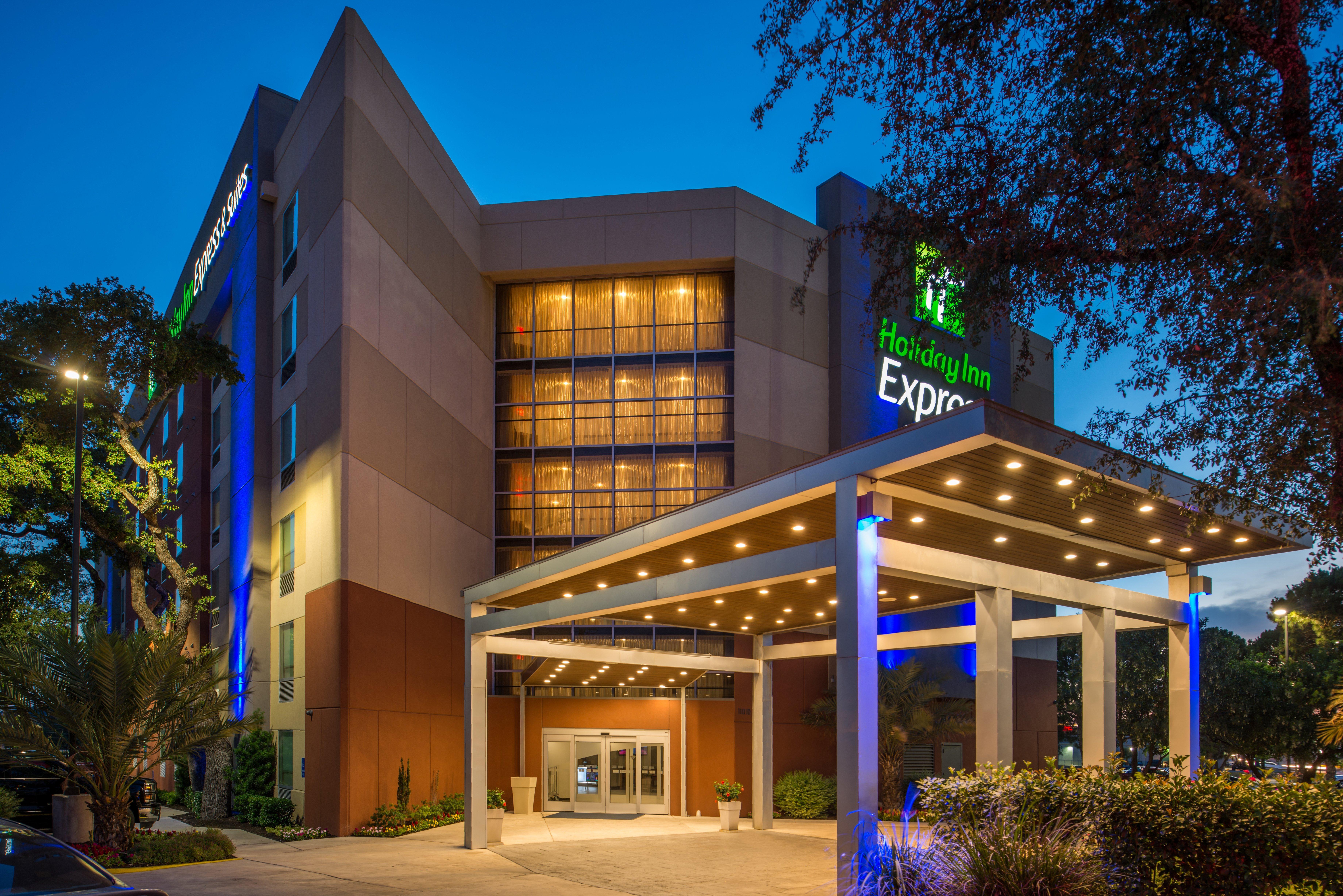 Holiday Inn Express & Suites San Antonio Medical Center North, An Ihg Hotel Exterior photo