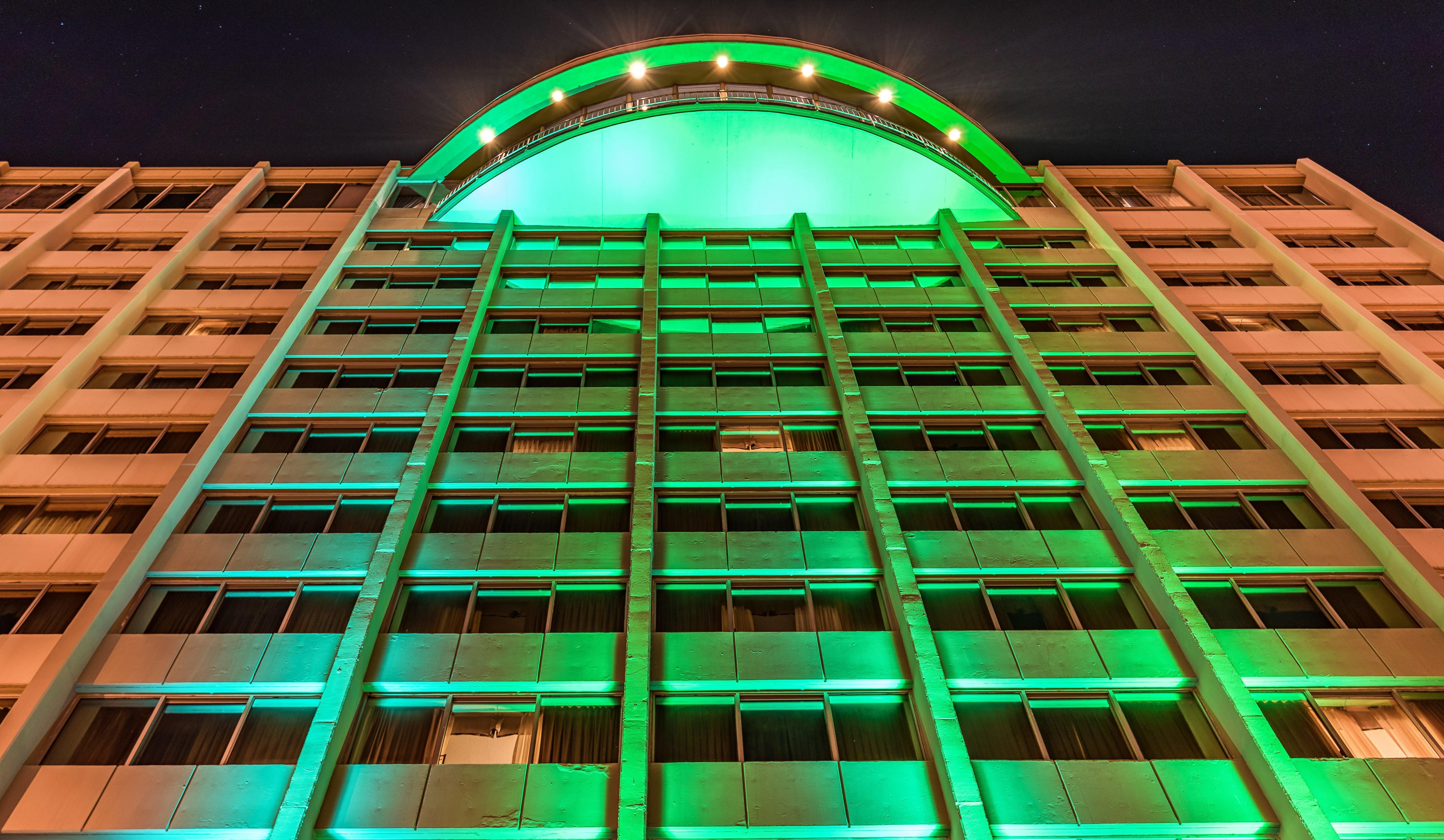 Holiday Inn Des Moines-Downtown-Mercy Campus, An Ihg Hotel Exterior photo