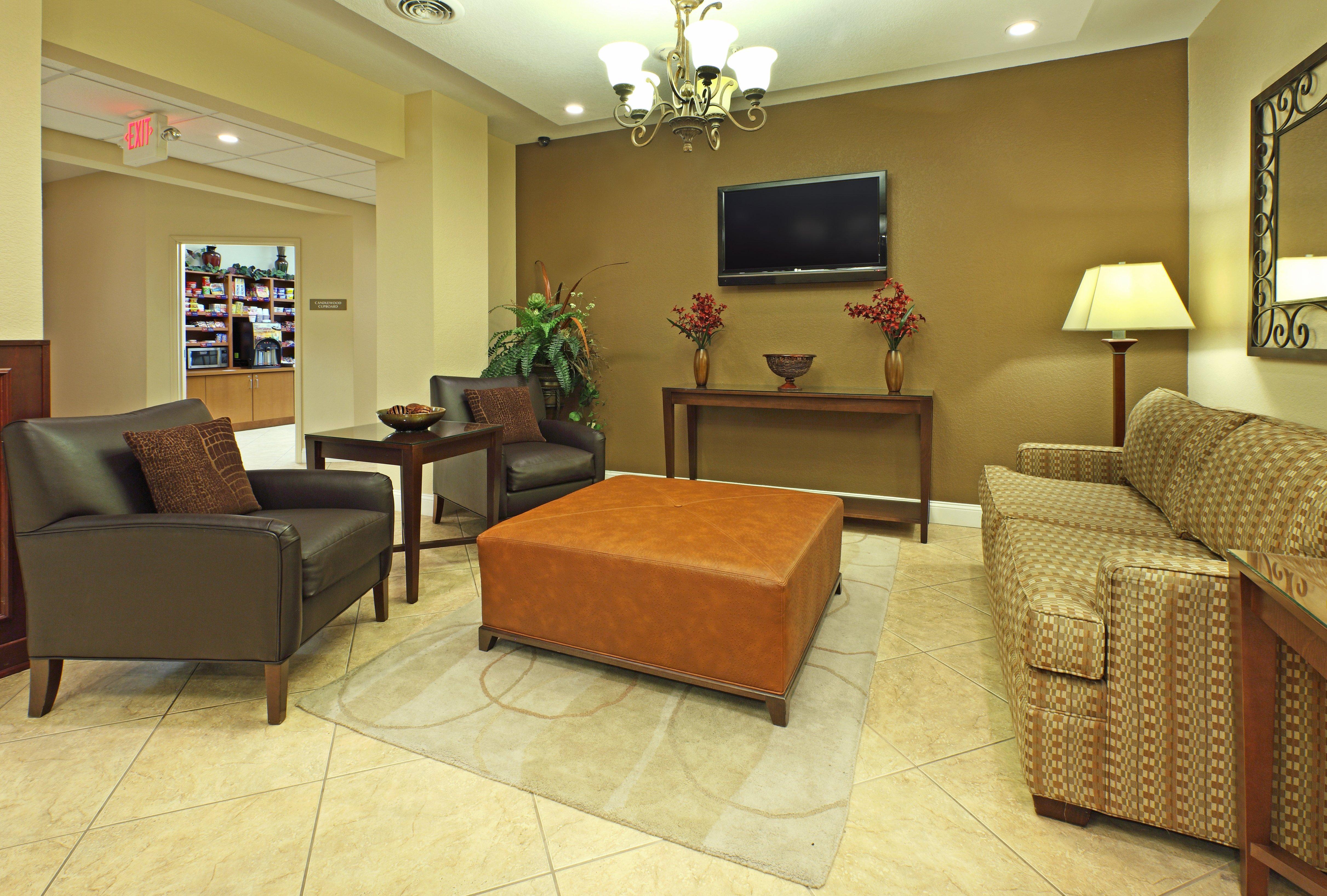 Candlewood Suites Fayetteville, An Ihg Hotel Interior photo