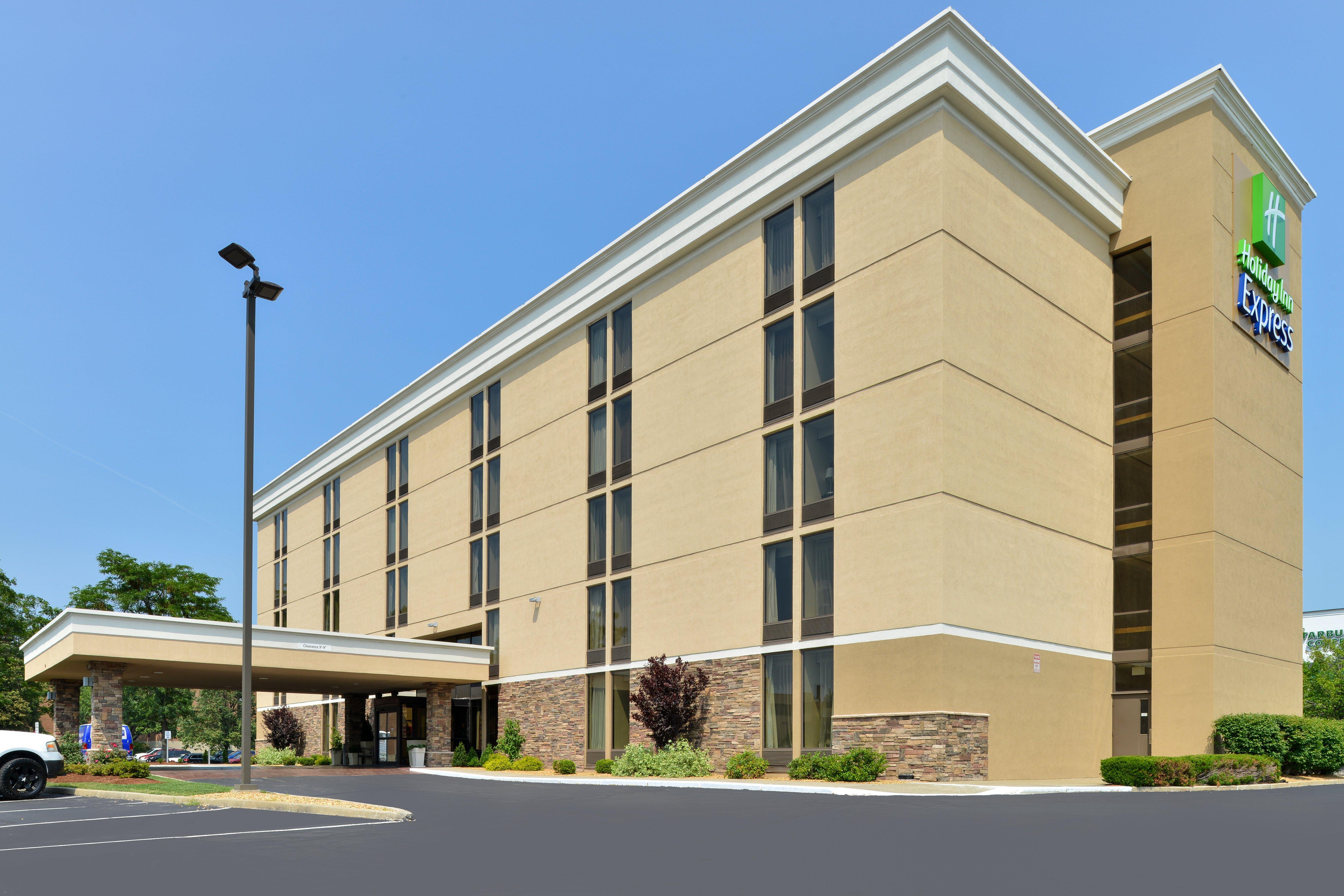 Holiday Inn Express Worcester, An Ihg Hotel Exterior photo