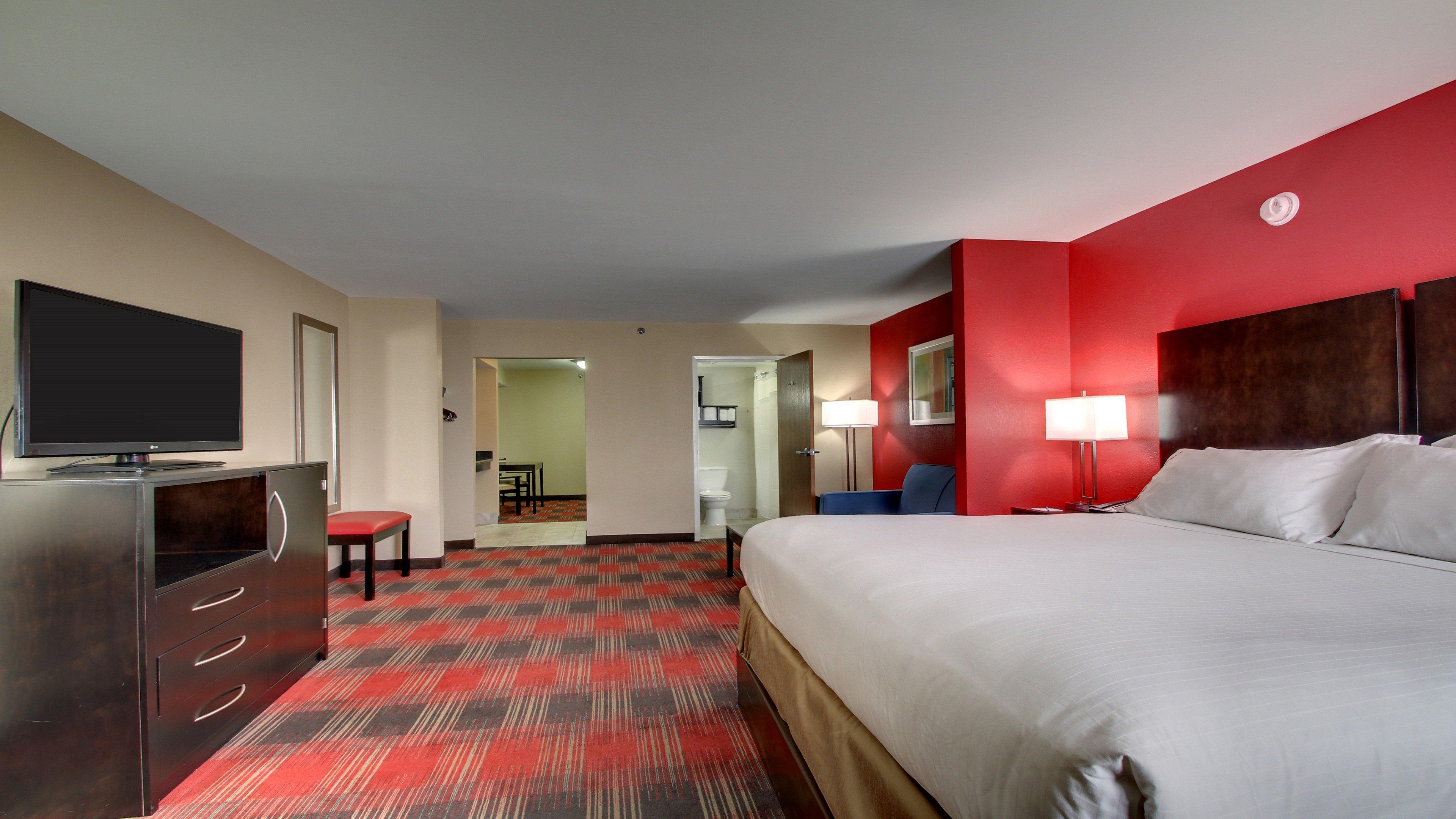 Holiday Inn Express & Suites Jackson Downtown - Coliseum, An Ihg Hotel Exterior photo