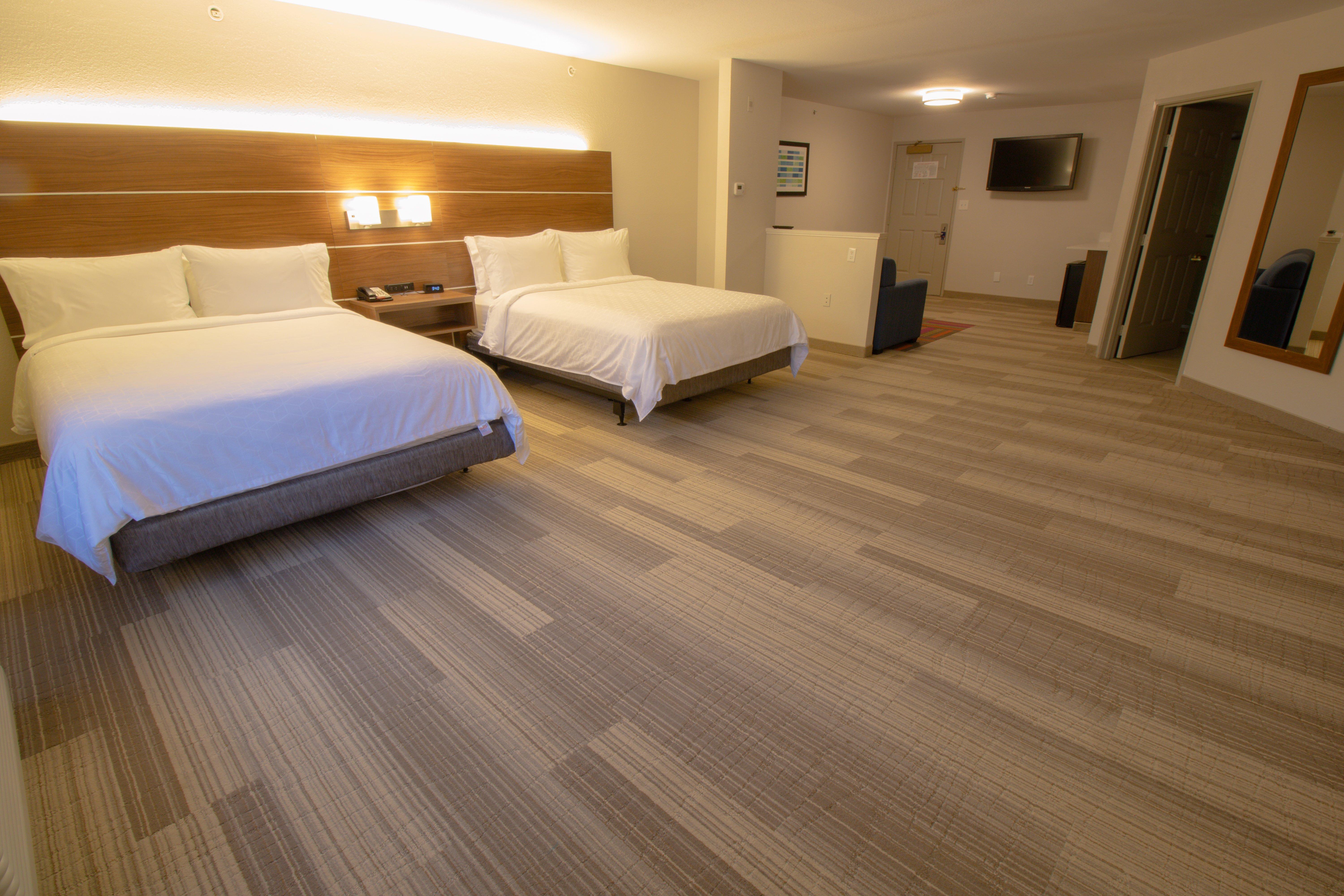 Holiday Inn Express & Suites Manassas, An Ihg Hotel Exterior photo