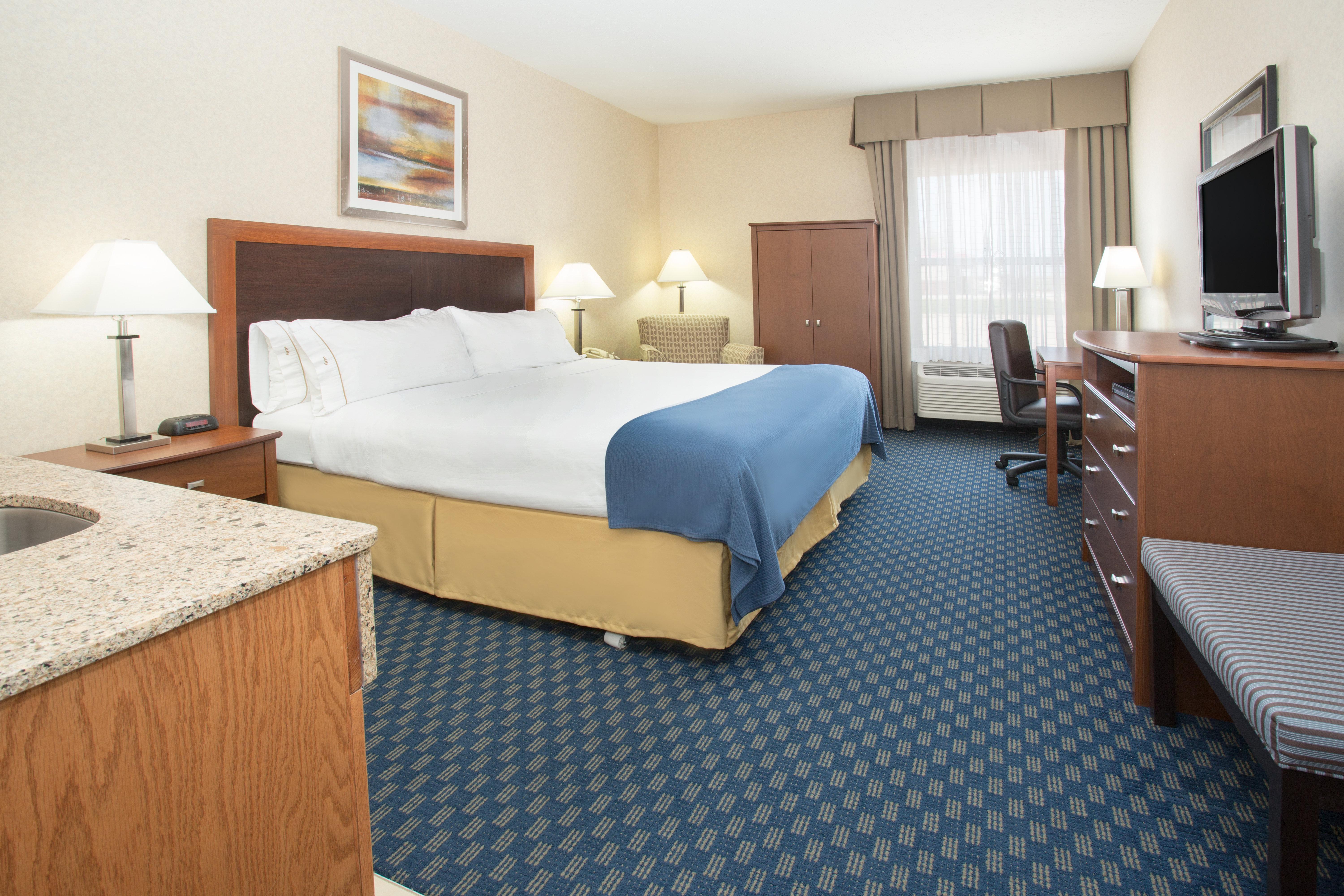 Holiday Inn Express & Suites Abilene, An Ihg Hotel Exterior photo