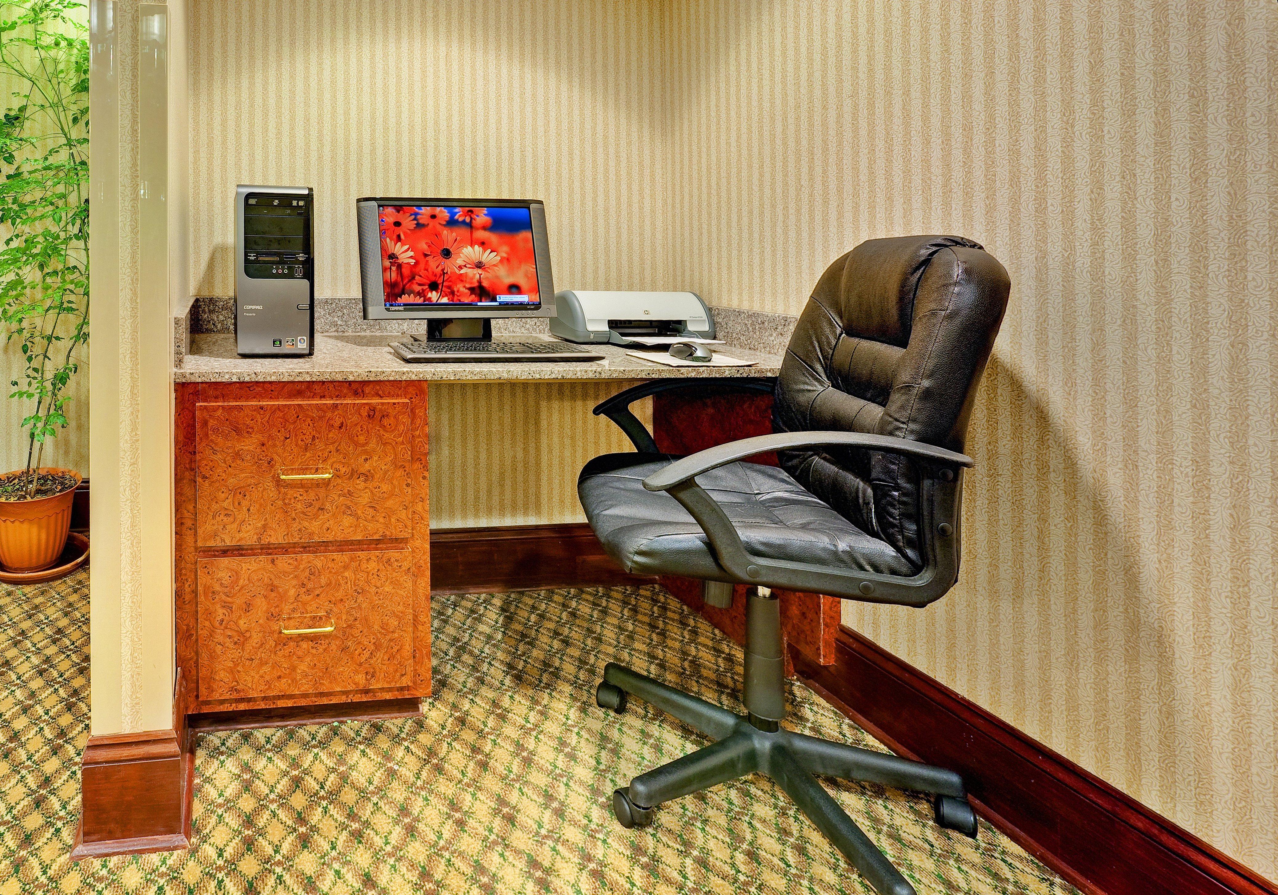 Holiday Inn Express & Suites Greenwood Facilities photo