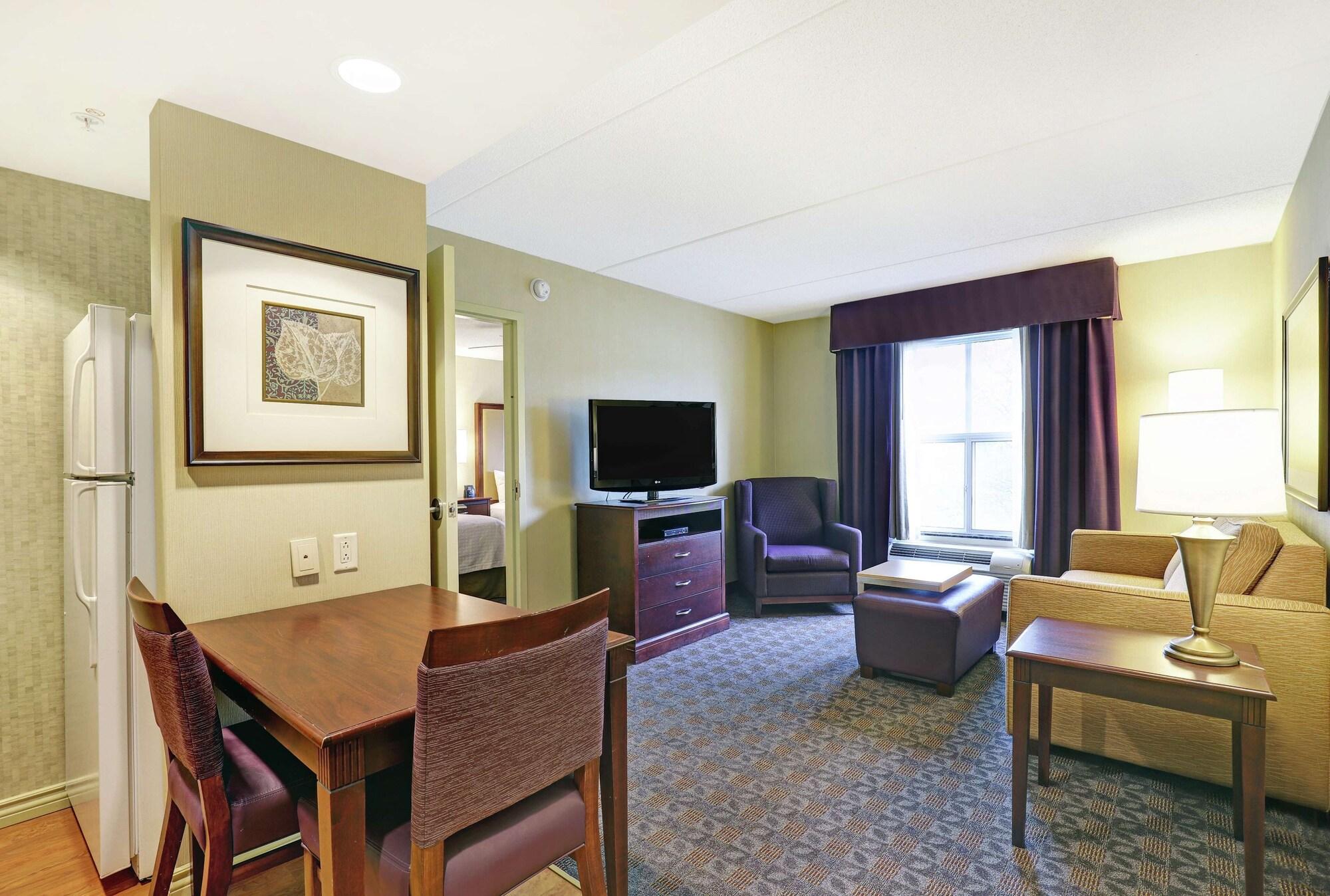 Homewood Suites By Hilton Cambridge-Waterloo, Ontario Exterior photo