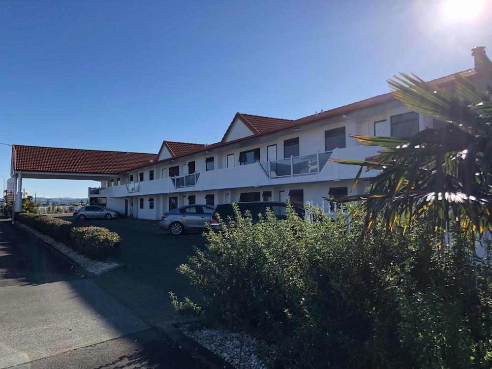 Harbour View Seaside Accommodation Napier Exterior photo