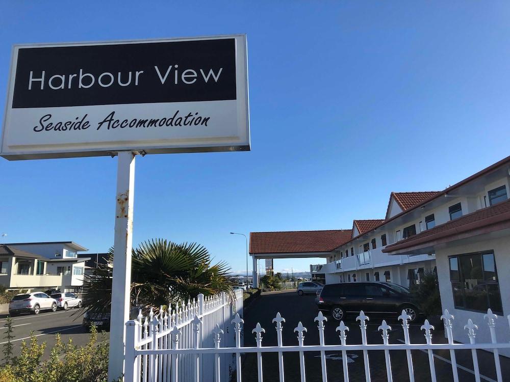 Harbour View Seaside Accommodation Napier Exterior photo