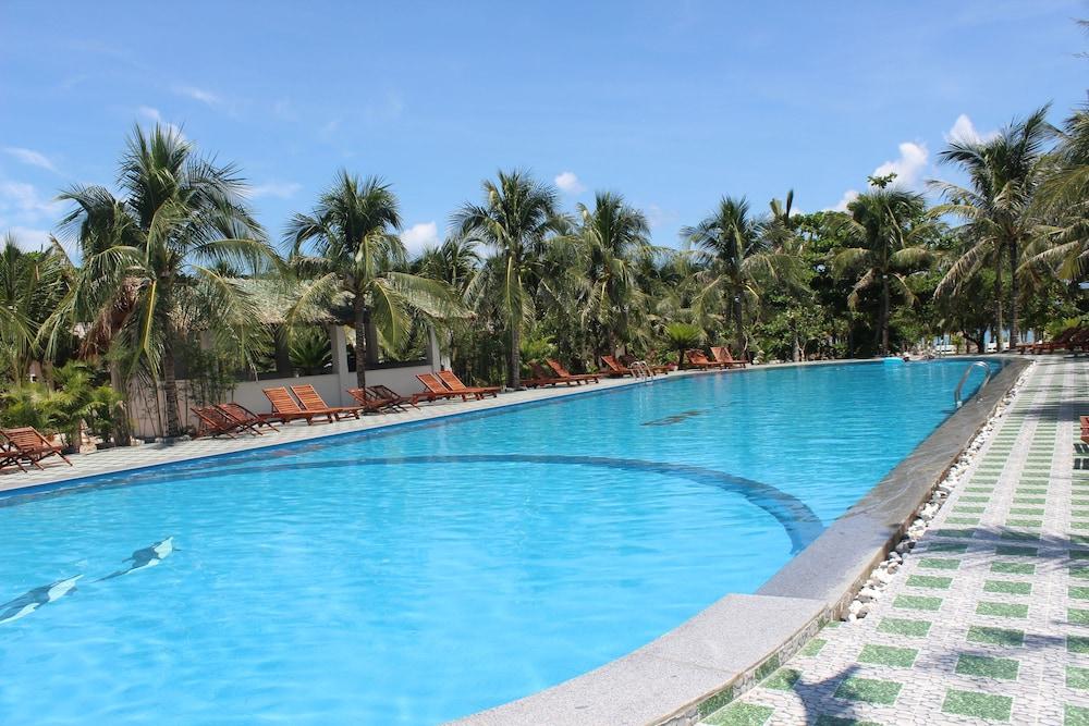 Gm Doc Let Beach Resort & Spa Ninh Hoa Exterior photo