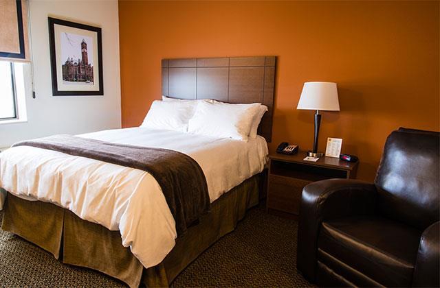 Woodspring Suites Sioux Falls Room photo