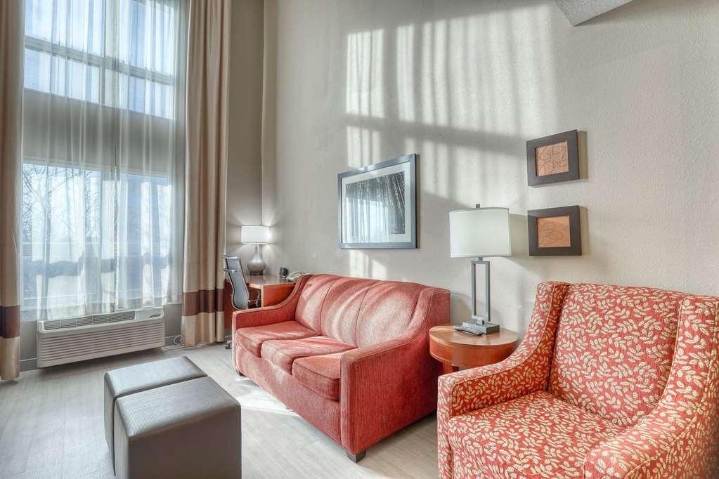 Comfort Suites Madison West Room photo