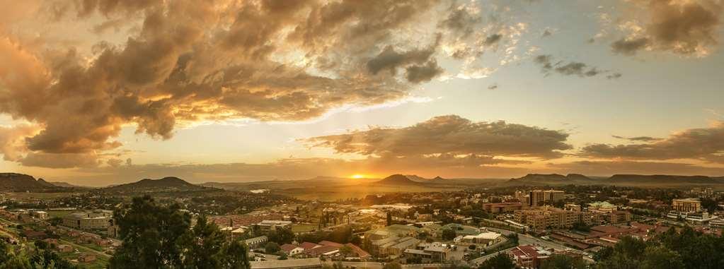 Avani Lesotho Hotel & Casino Maseru Room photo