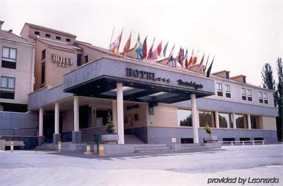 Puerta De Segovia Hotel La Lastrilla Exterior photo