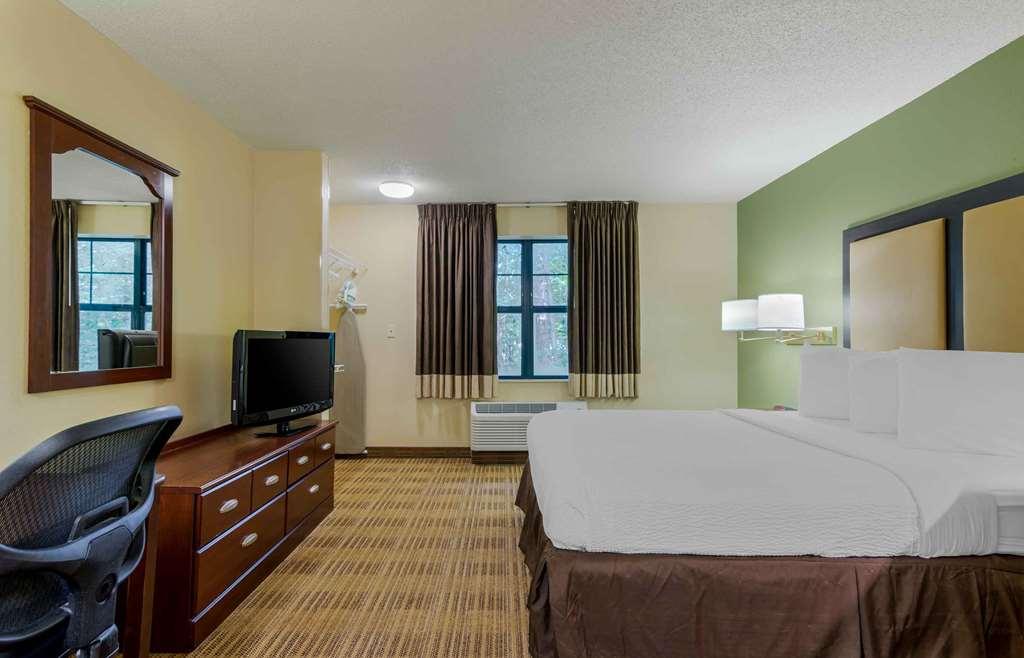 Extended Stay America Suites - Atlanta - Alpharetta - Rock Mill Rd Room photo