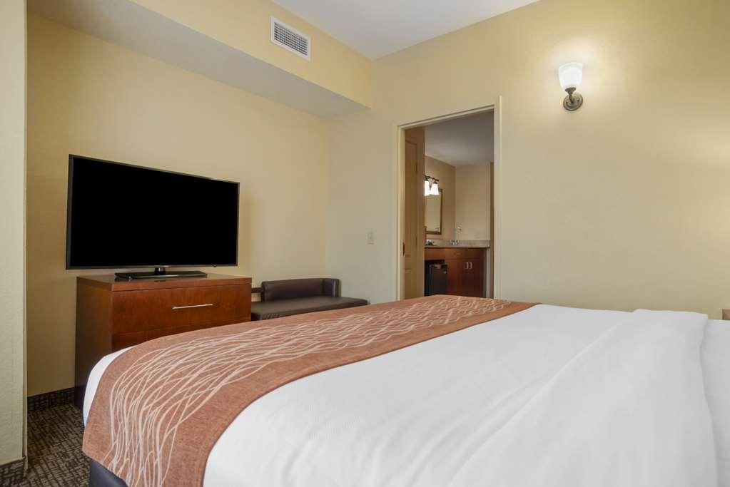 Comfort Inn & Suites Mobile Near Eastern Shore Centre Spanish Fort Room photo