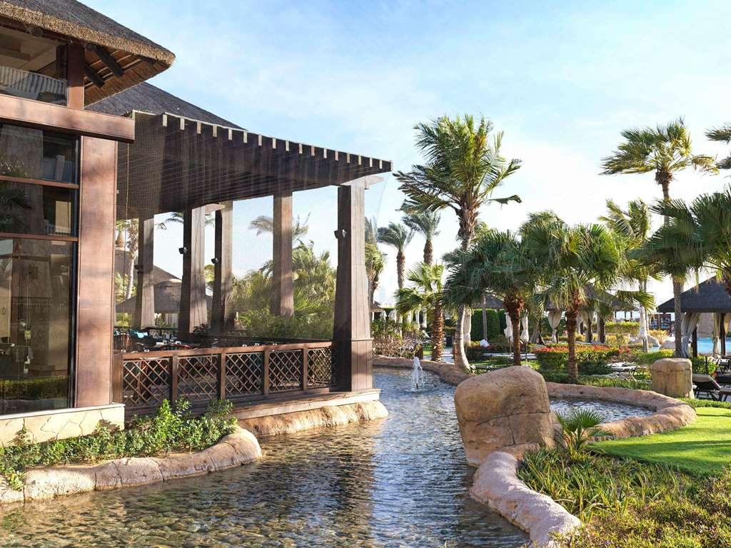 Sofitel Dubai The Palm Luxury Apartments Restaurant photo