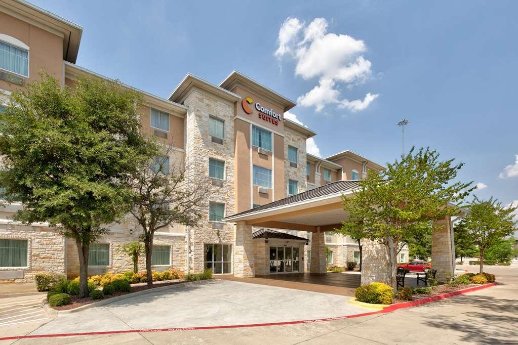 Comfort Suites Arlington - Entertainment District Exterior photo