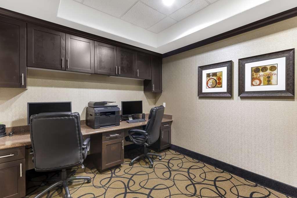 Best Western Plus Classic Inn And Suites Center Facilities photo