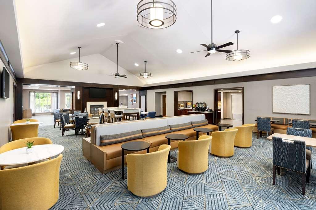 Homewood Suites By Hilton Portsmouth Restaurant photo