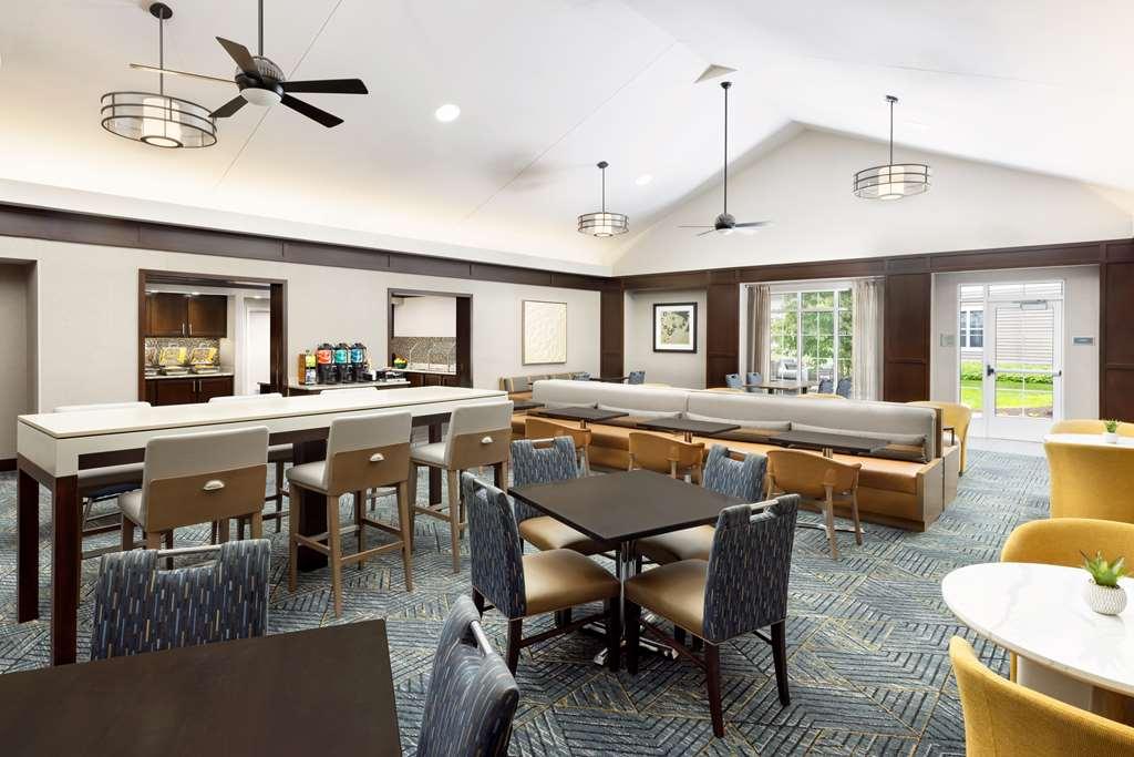 Homewood Suites By Hilton Portsmouth Restaurant photo