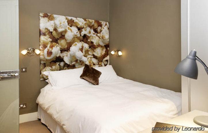 The George Townhouse Hotel Shipston-on-Stour Room photo