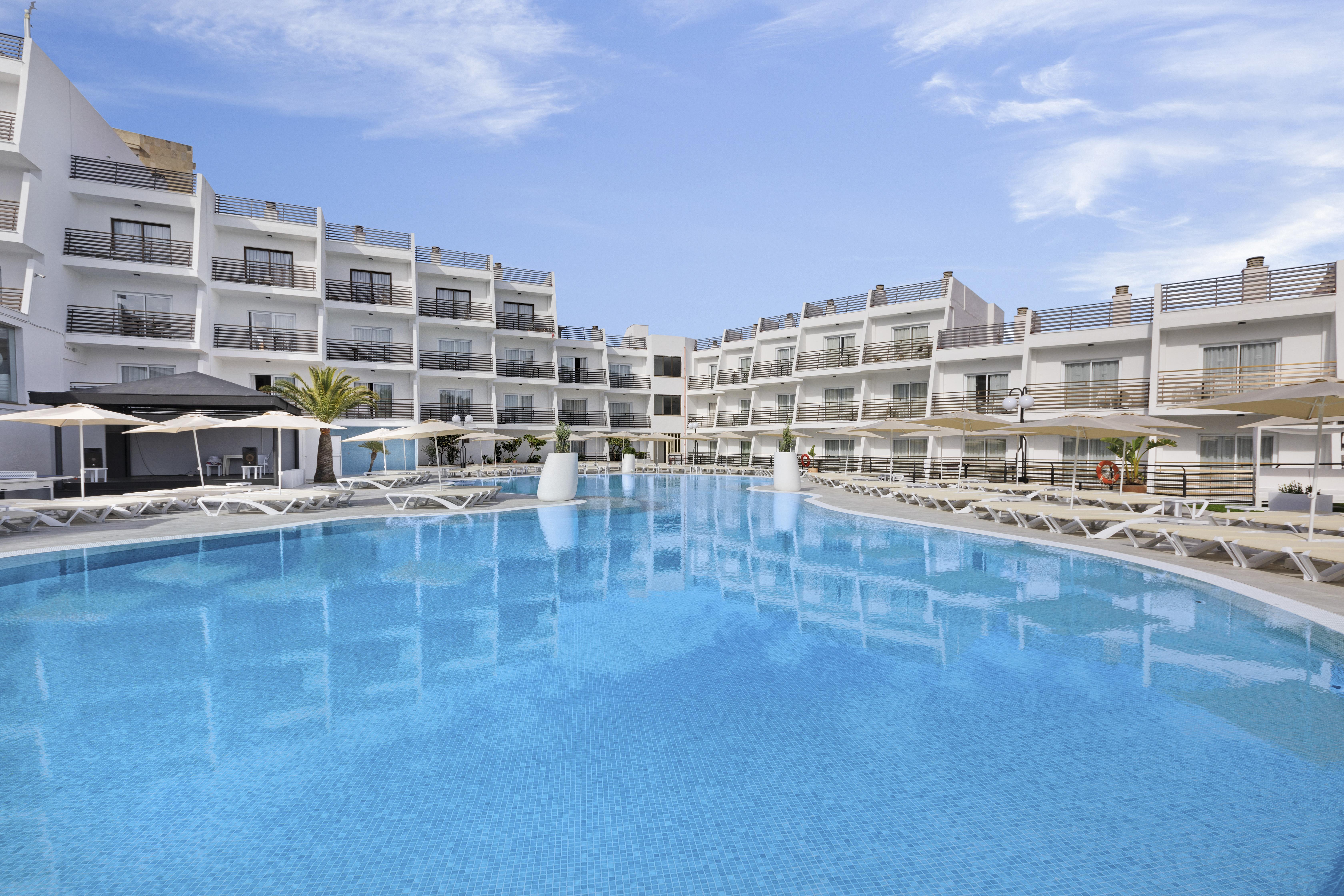 Palmanova Suites By Trh (Adults Only) Magaluf  Exterior photo