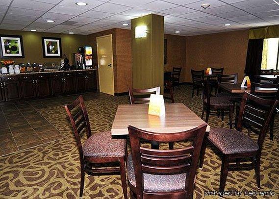 Comfort Inn Jackson I-40 Restaurant photo