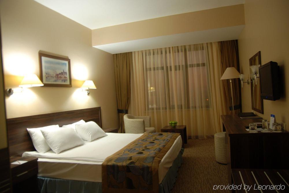 Dedeman Diyarbakir Hotel Room photo