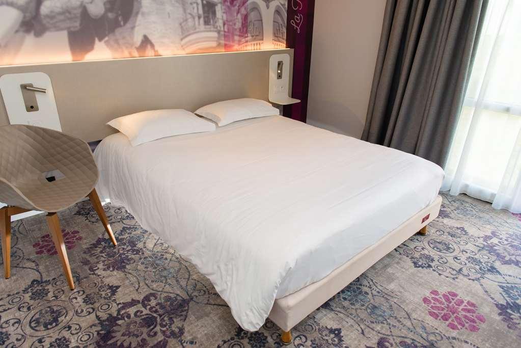 Brit Hotel Nantes Vigneux - L'Atlantel Room photo
