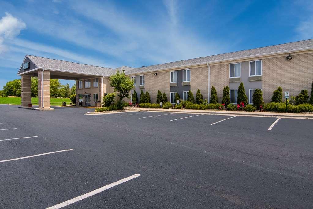 Quality Inn Aurora - Naperville Area Exterior photo