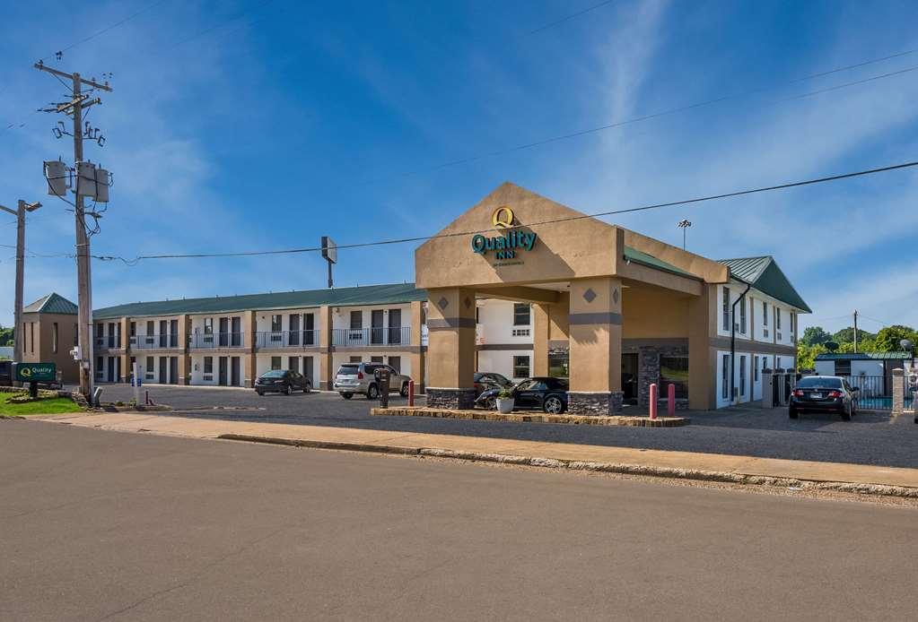 Econo Lodge Brownsville Exterior photo