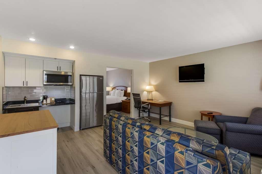 Surestay Plus Hotel By Best Western Tempe University Room photo