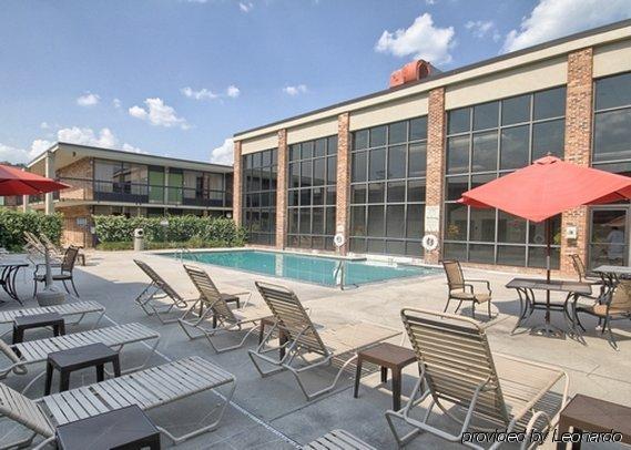 Clarion Inn & Suites Conference Center Covington Facilities photo