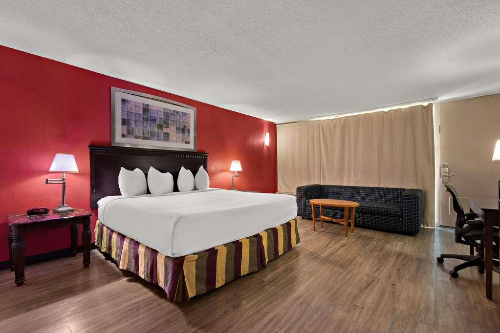 Quality Inn Wayne - Fairfield Area Room photo