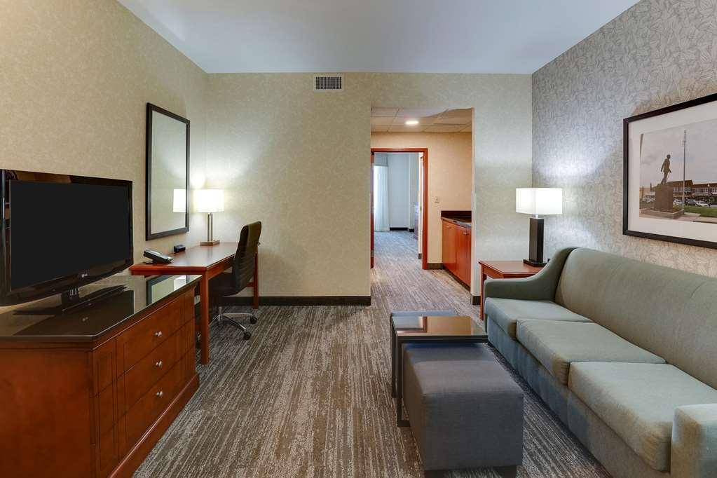 Drury Inn & Suites Independence Kansas City Blue Springs Room photo